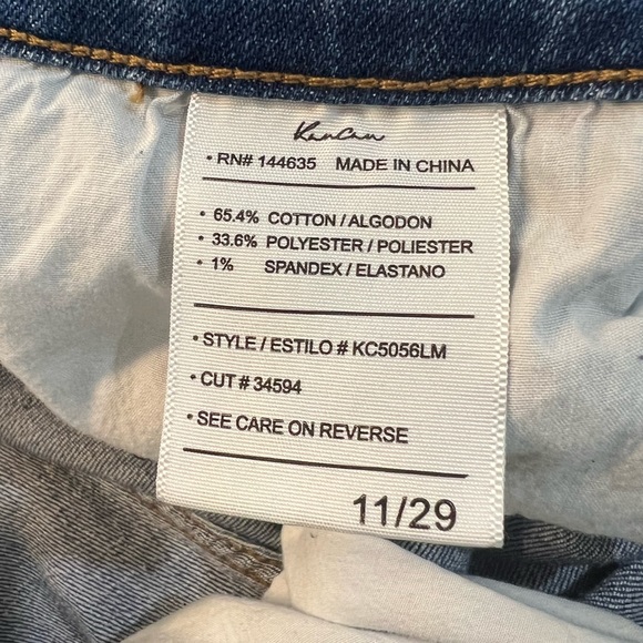 KanCan distressed woman’s Jeans size 11 - Picture 6 of 7